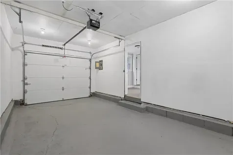 81 Kenyon Road Tiverton RI 02878