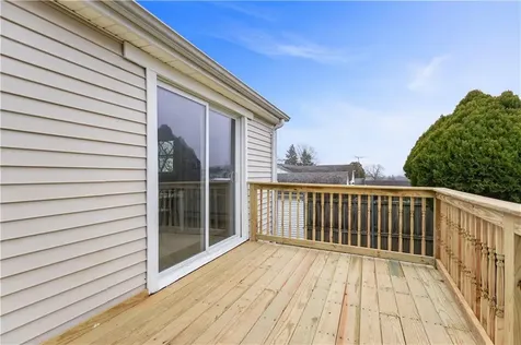 81 Kenyon Road Tiverton RI 02878