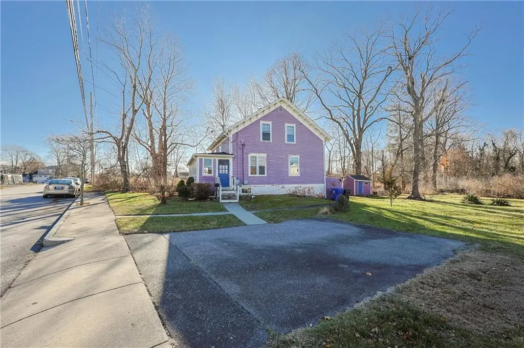 69 Cutler Street Warren RI 02885