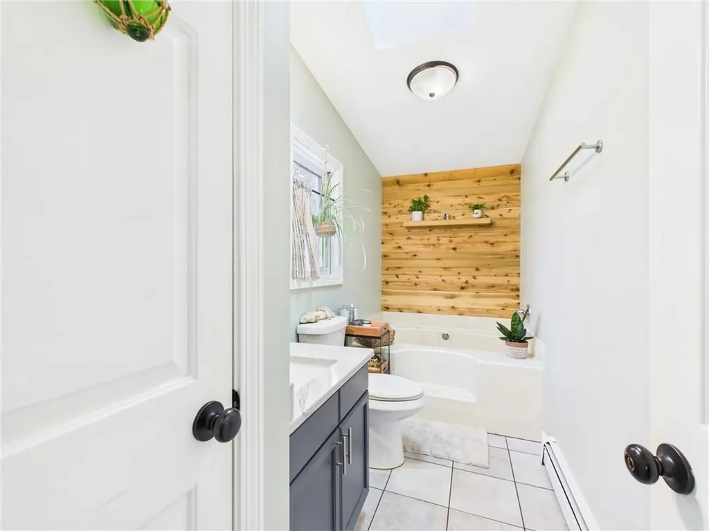 50 Steven Street Tiverton RI 02878