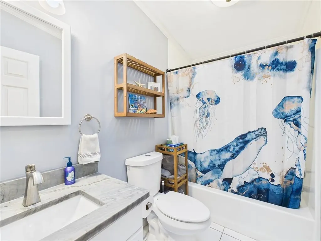 50 Steven Street Tiverton RI 02878