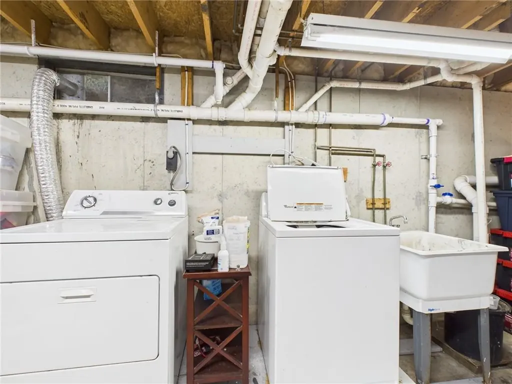 50 Steven Street Tiverton RI 02878