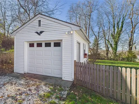 50 Steven Street Tiverton RI 02878