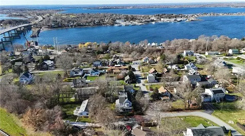 50 Steven Street Tiverton RI 02878