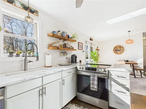 50 Steven Street Tiverton RI 02878