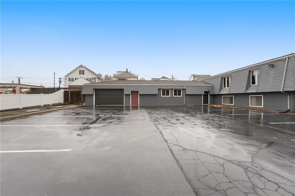 150 Burnside Street Cranston RI 02910