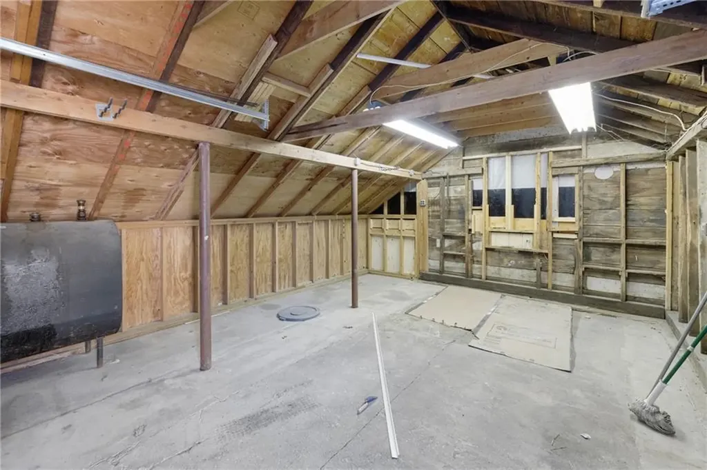 8 Pine Lane Coventry RI 02816
