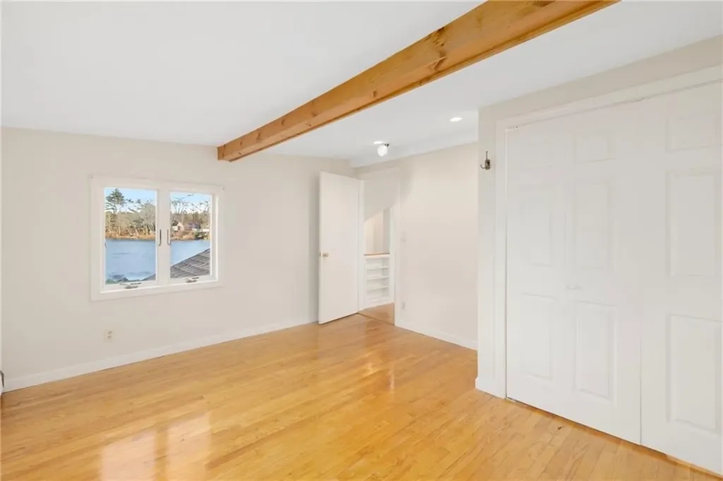 8 Pine Lane Coventry RI 02816