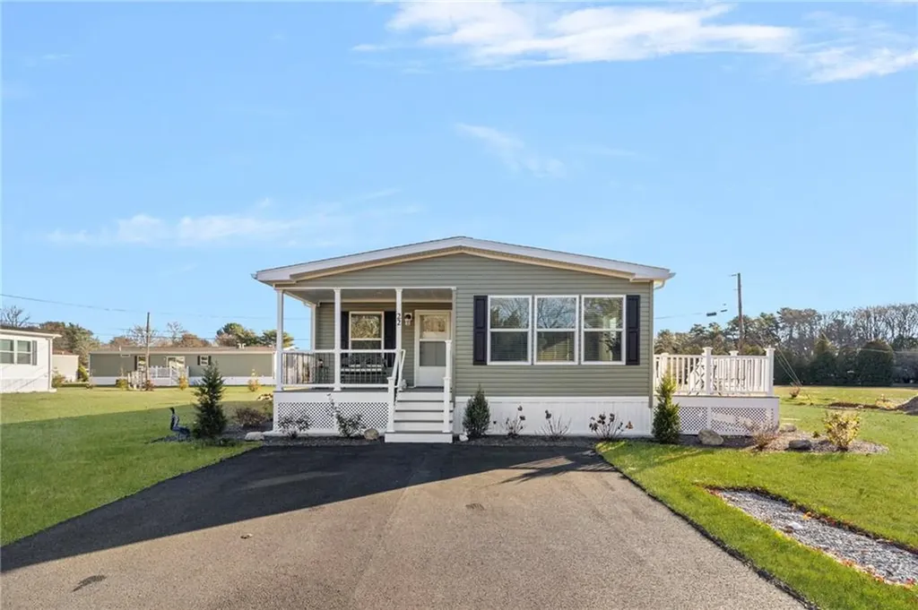 22 Valiant Drive Coventry RI 02816