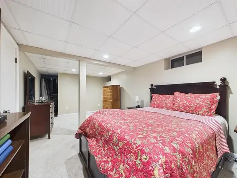 77 Fairfield Drive North Kingstown RI 02852