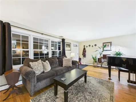 77 Fairfield Drive North Kingstown RI 02852