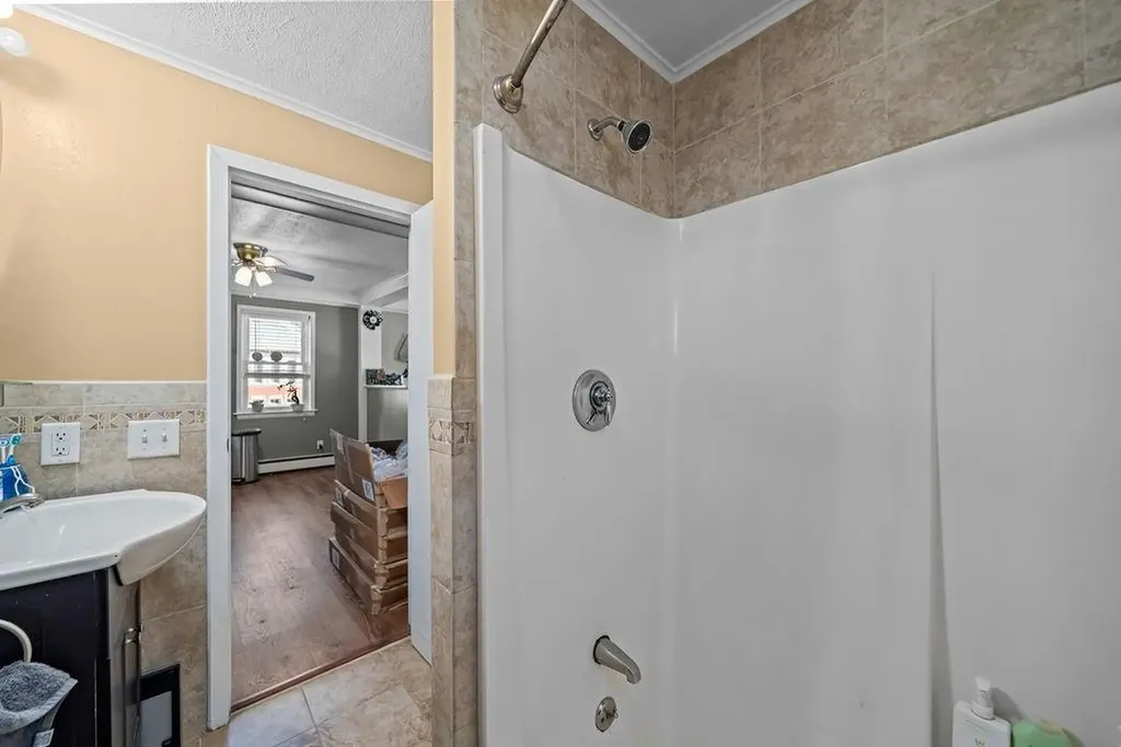 356 South Main Street Woonsocket RI 02895