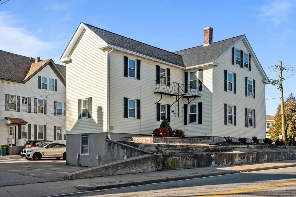 356 South Main Street Woonsocket RI 02895