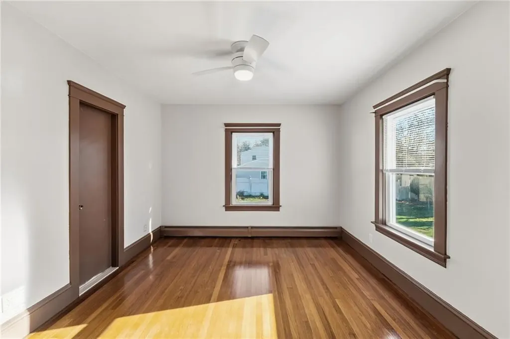 196 Harrison Avenue Warwick RI 02888