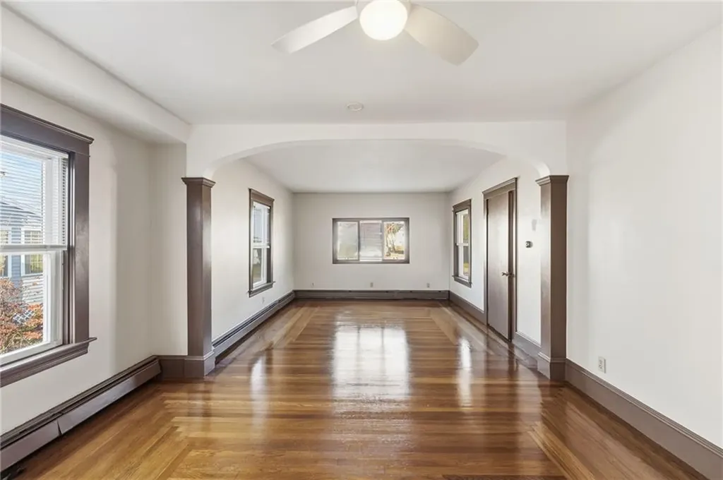 196 Harrison Avenue Warwick RI 02888