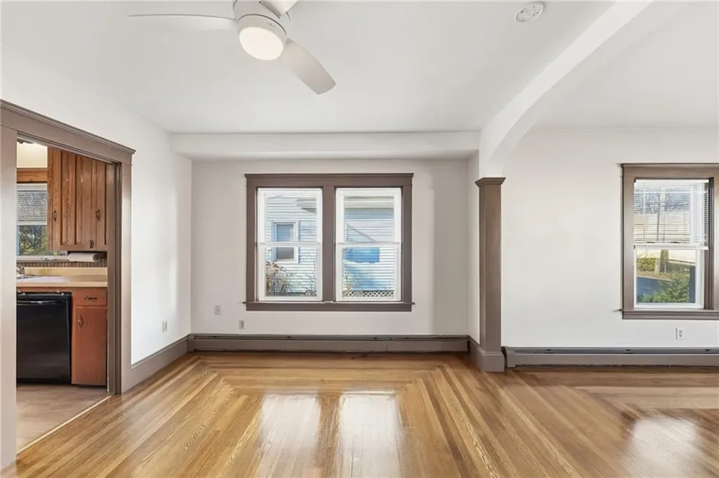 196 Harrison Avenue Warwick RI 02888