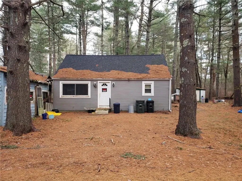 30 Hollywood Avenue Coventry RI 02816