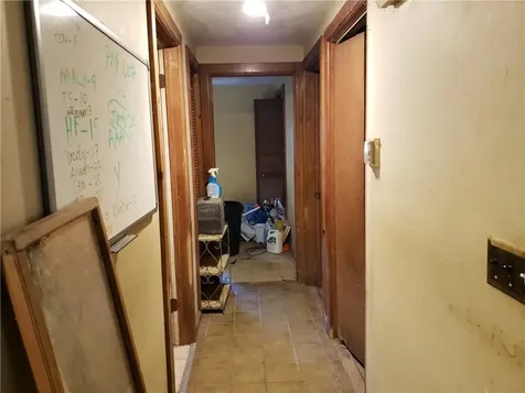 30 Hollywood Avenue Coventry RI 02816