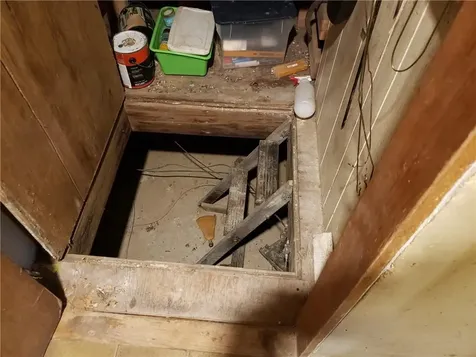 30 Hollywood Avenue Coventry RI 02816