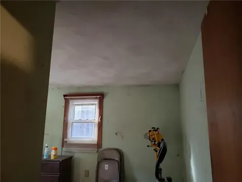 30 Hollywood Avenue Coventry RI 02816