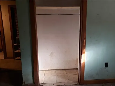 30 Hollywood Avenue Coventry RI 02816