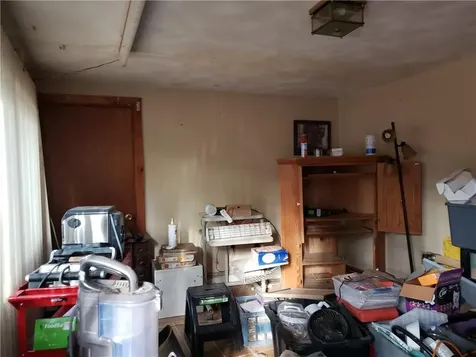 30 Hollywood Avenue Coventry RI 02816