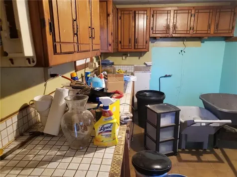 30 Hollywood Avenue Coventry RI 02816