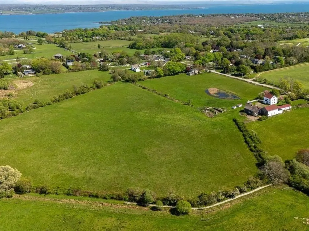 362 Bramans Lane Portsmouth RI 02871