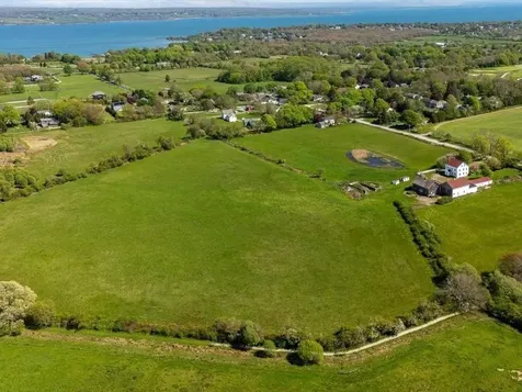 362 Bramans Lane Portsmouth RI 02871