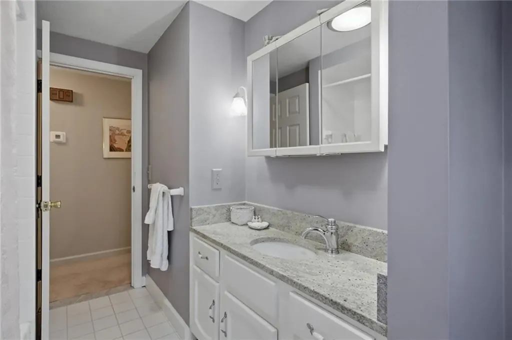 11 Wendy Lane South Kingstown RI 02879