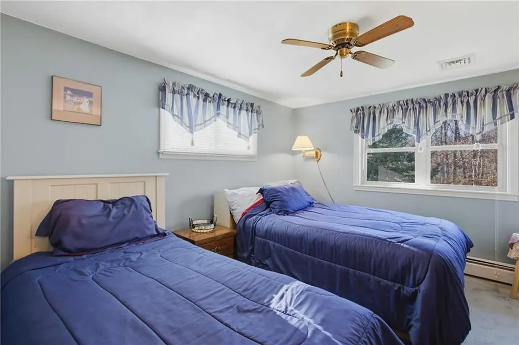 11 Wendy Lane South Kingstown RI 02879