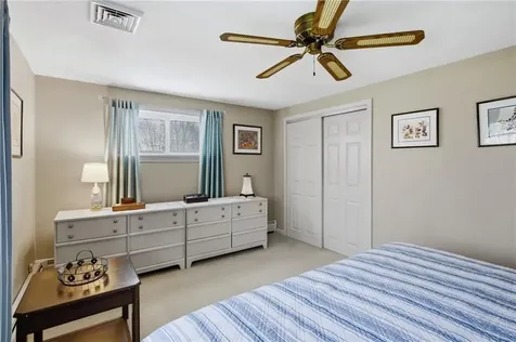 11 Wendy Lane South Kingstown RI 02879