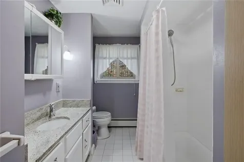 11 Wendy Lane South Kingstown RI 02879