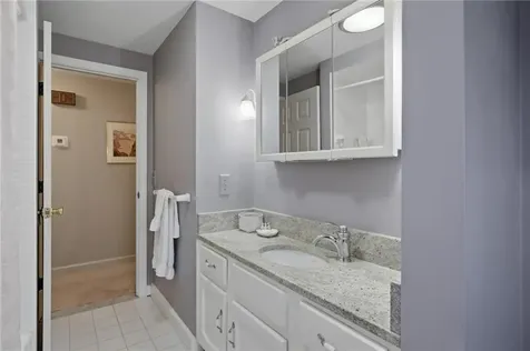 11 Wendy Lane South Kingstown RI 02879