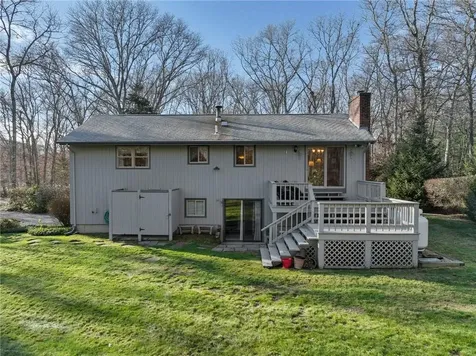 11 Wendy Lane South Kingstown RI 02879