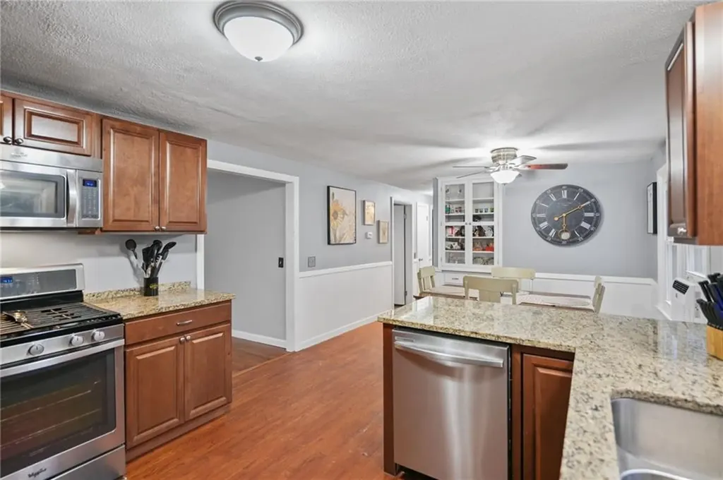 401 Lake Shore Drive Warwick RI 02889