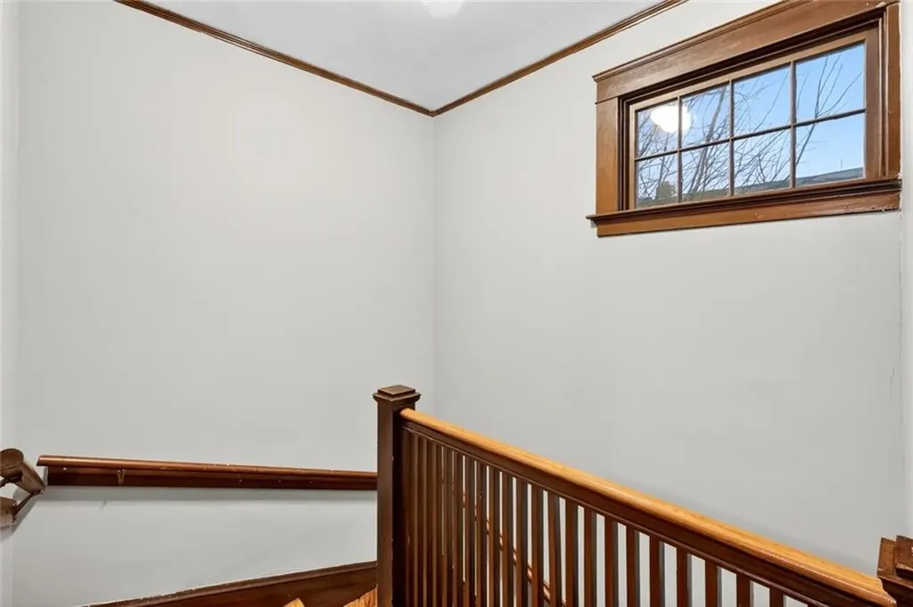 41 43 Rounds Avenue Providence RI 02907