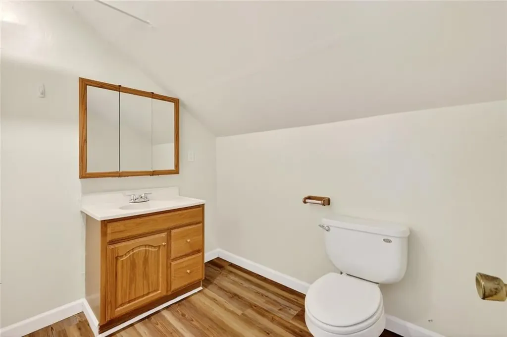 41 43 Rounds Avenue Providence RI 02907
