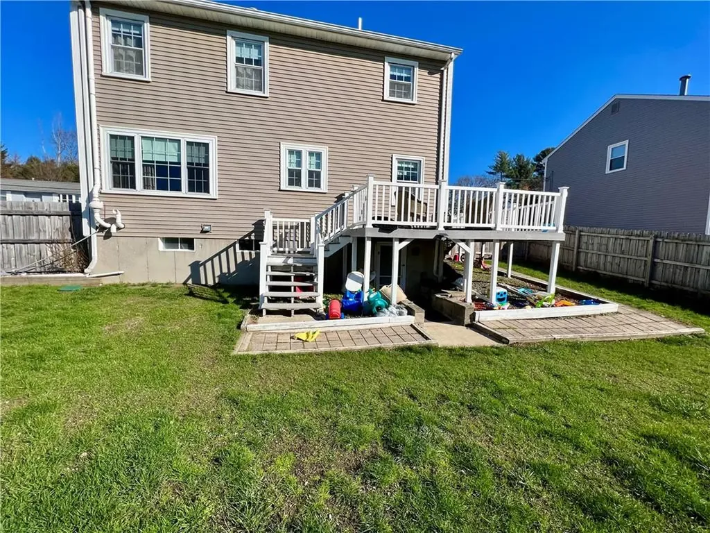 25 Whispering Pines Cumberland RI 02864