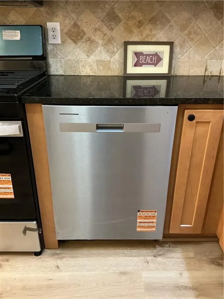 1032 West Shore Road Warwick RI 02889