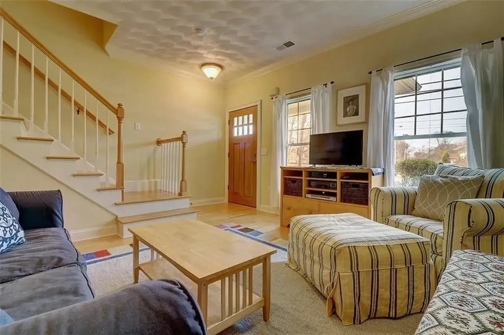 1032 West Shore Road Warwick RI 02889