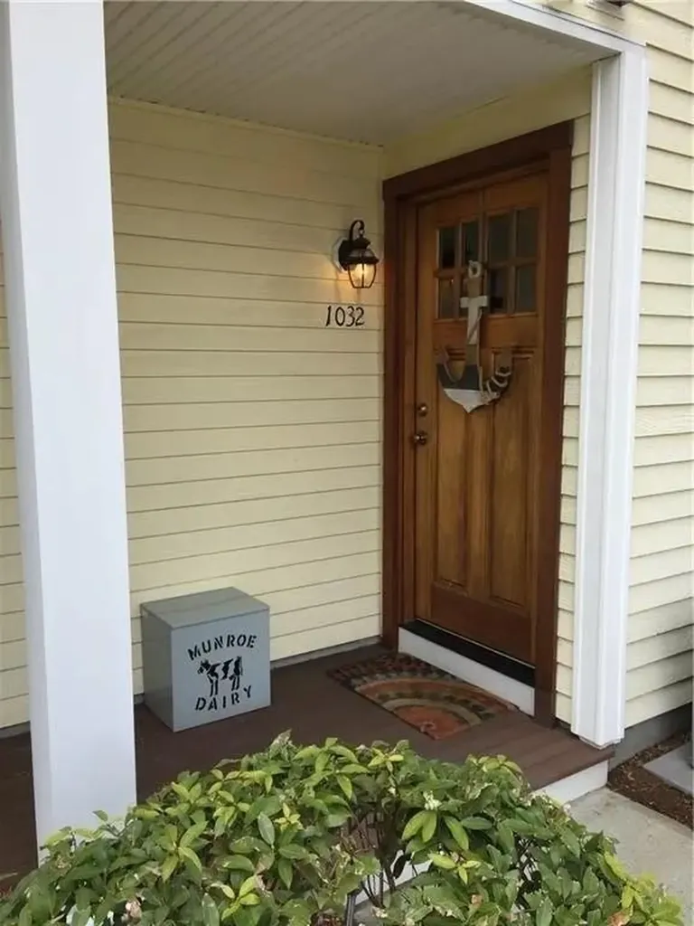 1032 West Shore Road Warwick RI 02889