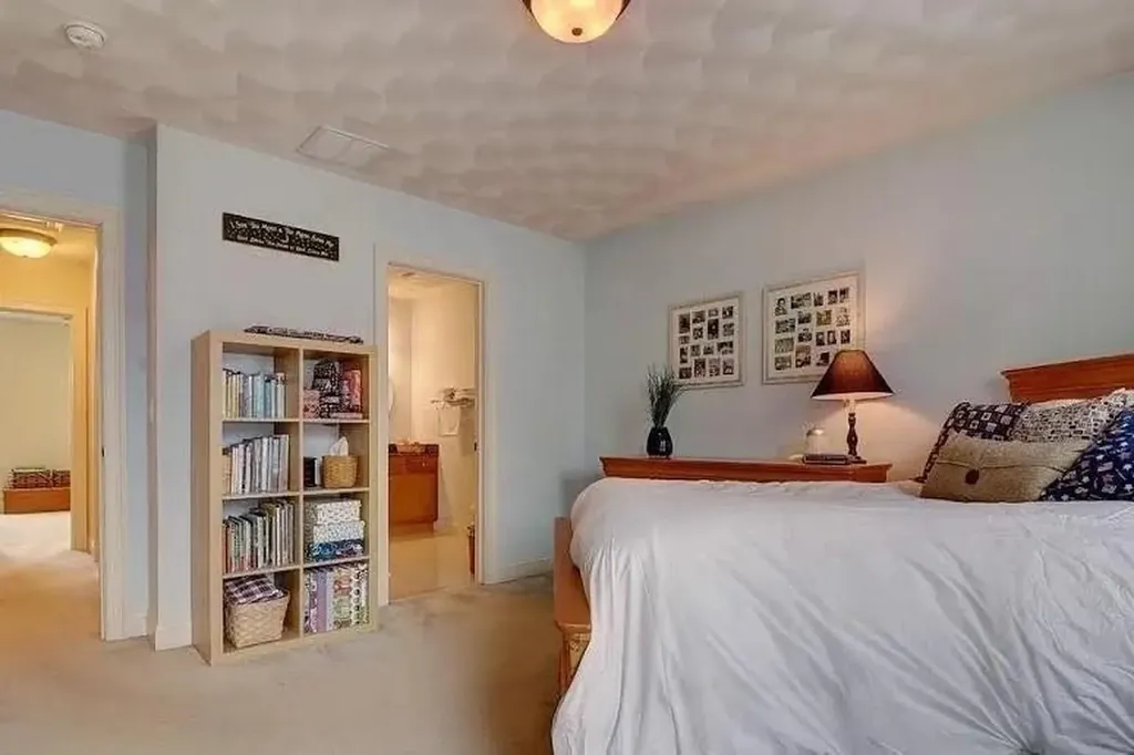 1032 West Shore Road Warwick RI 02889