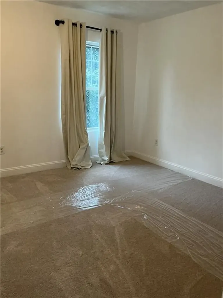 1032 West Shore Road Warwick RI 02889