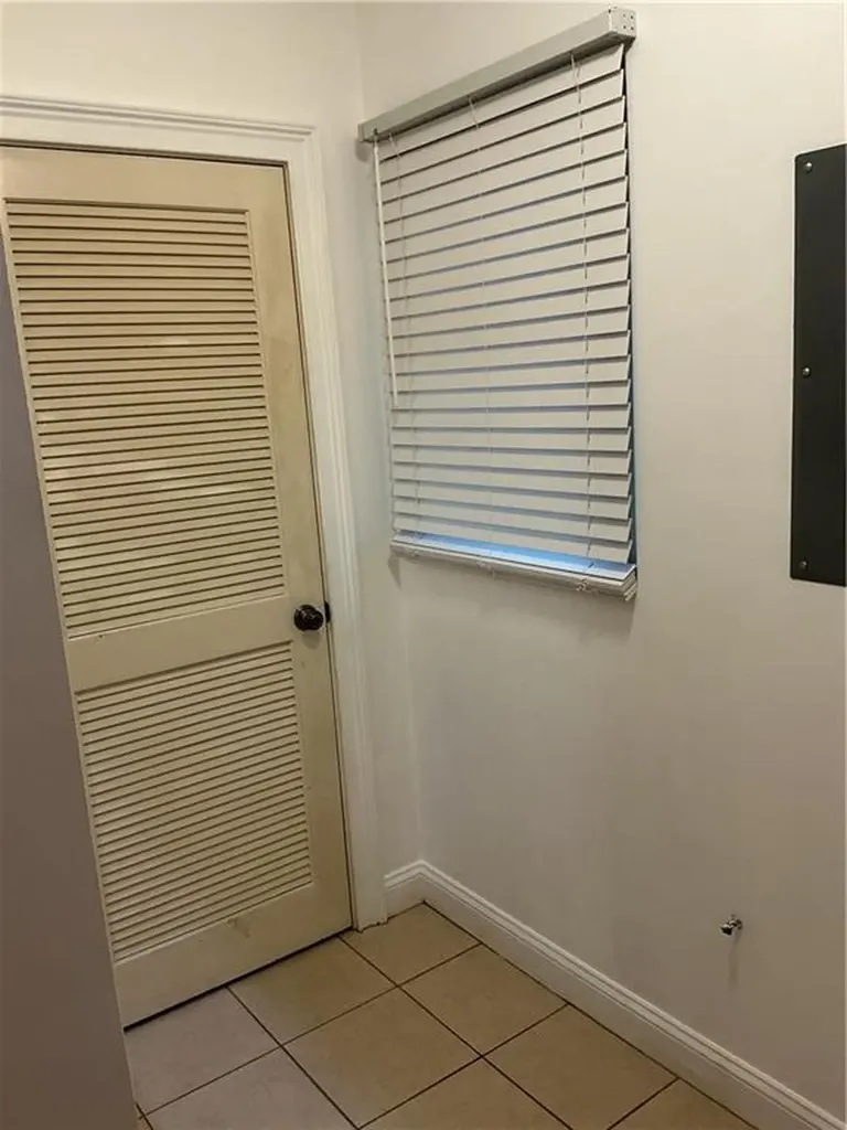 1032 West Shore Road Warwick RI 02889