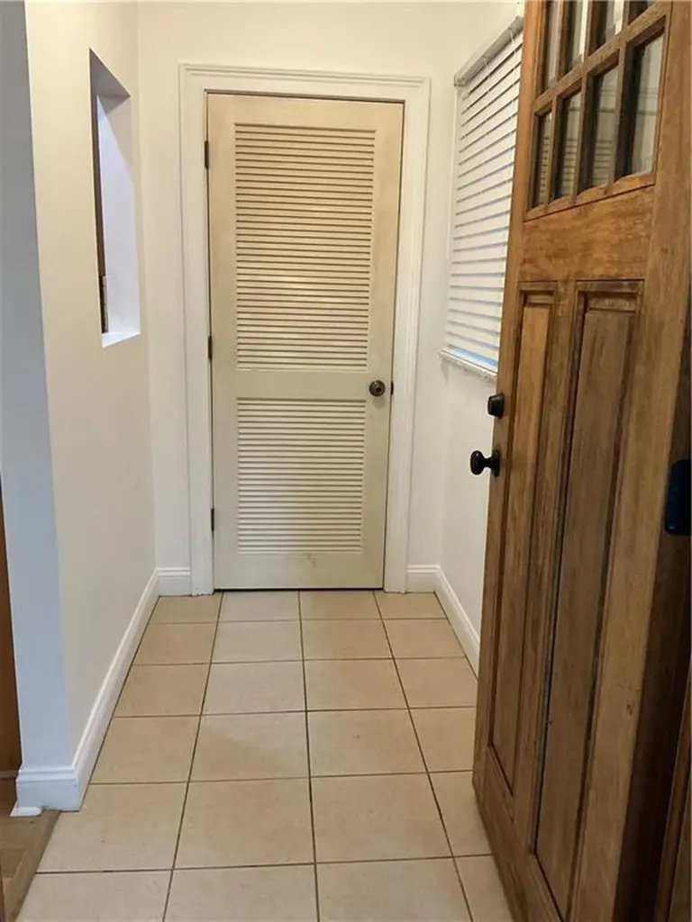 1032 West Shore Road Warwick RI 02889