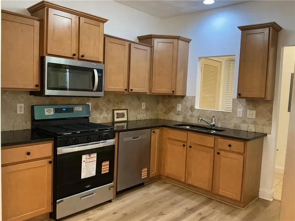 1032 West Shore Road Warwick RI 02889