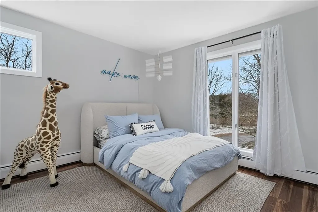 1705 Wampanoag Trail Barrington RI 02806