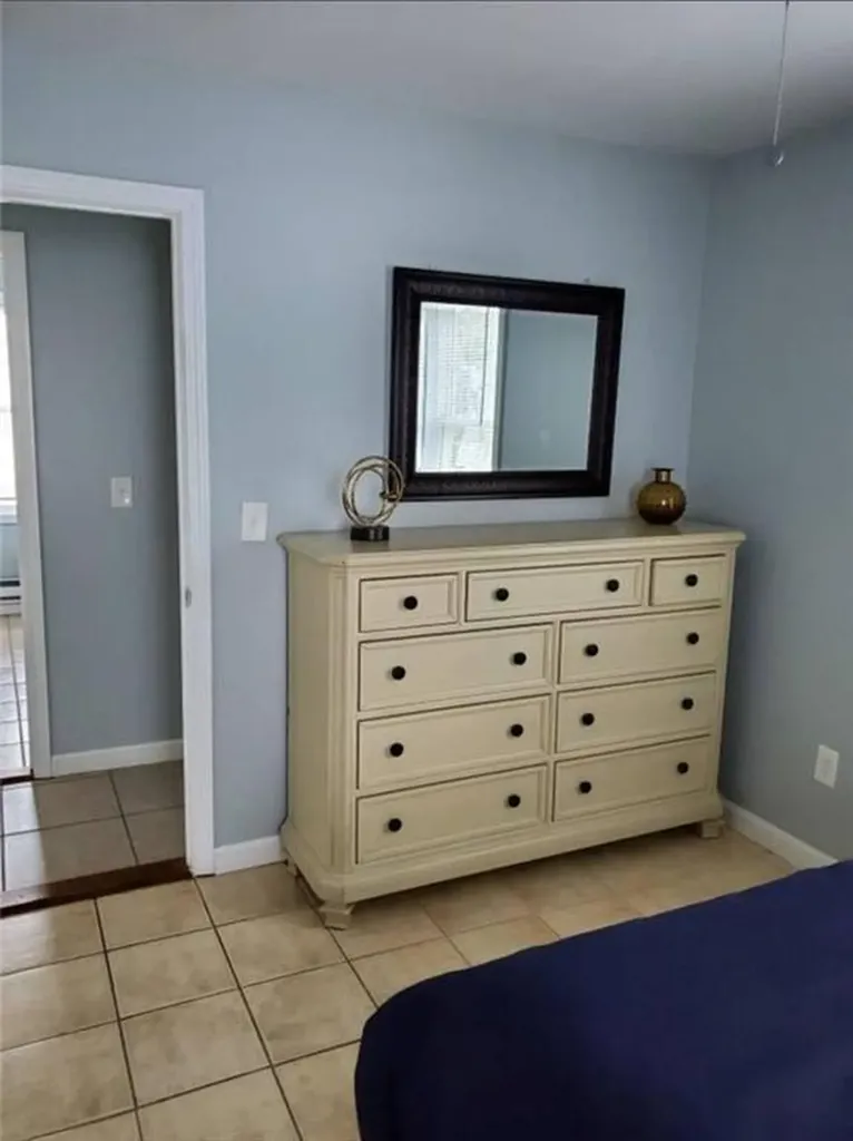 69 Courtland Street Providence RI 02909