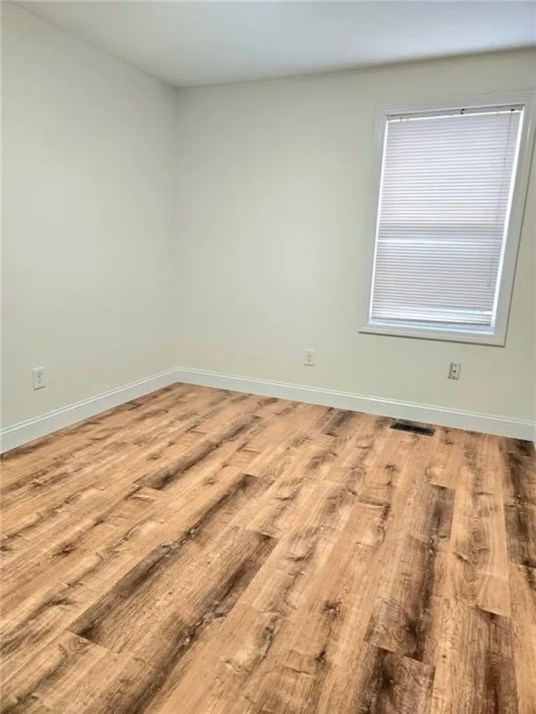 69 Courtland Street Providence RI 02909